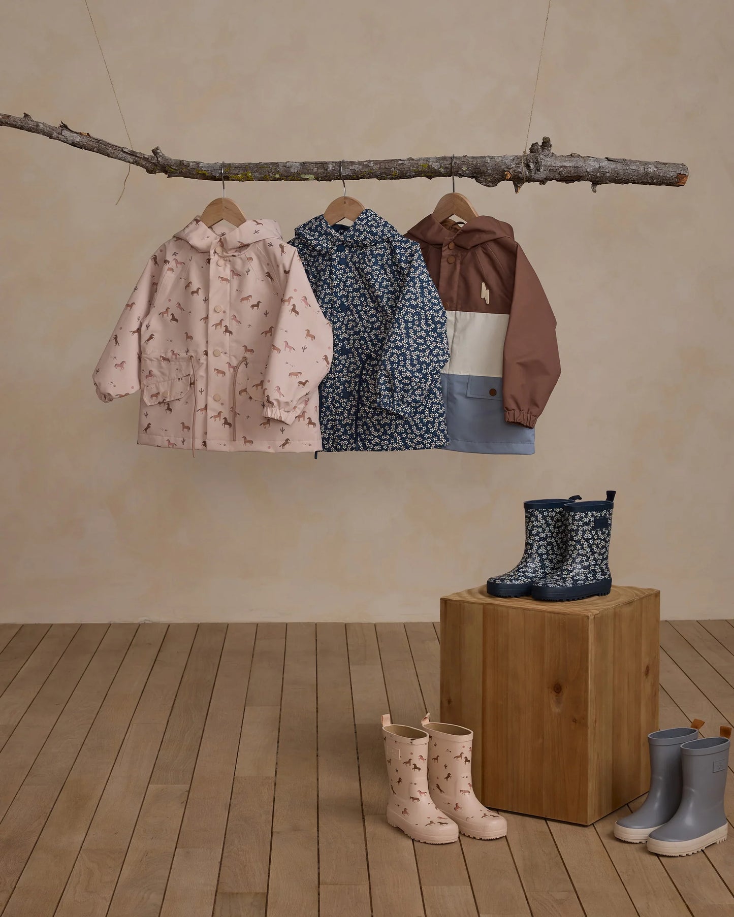 Rylee + Cru-RAINBOOT || BLUE FLORAL