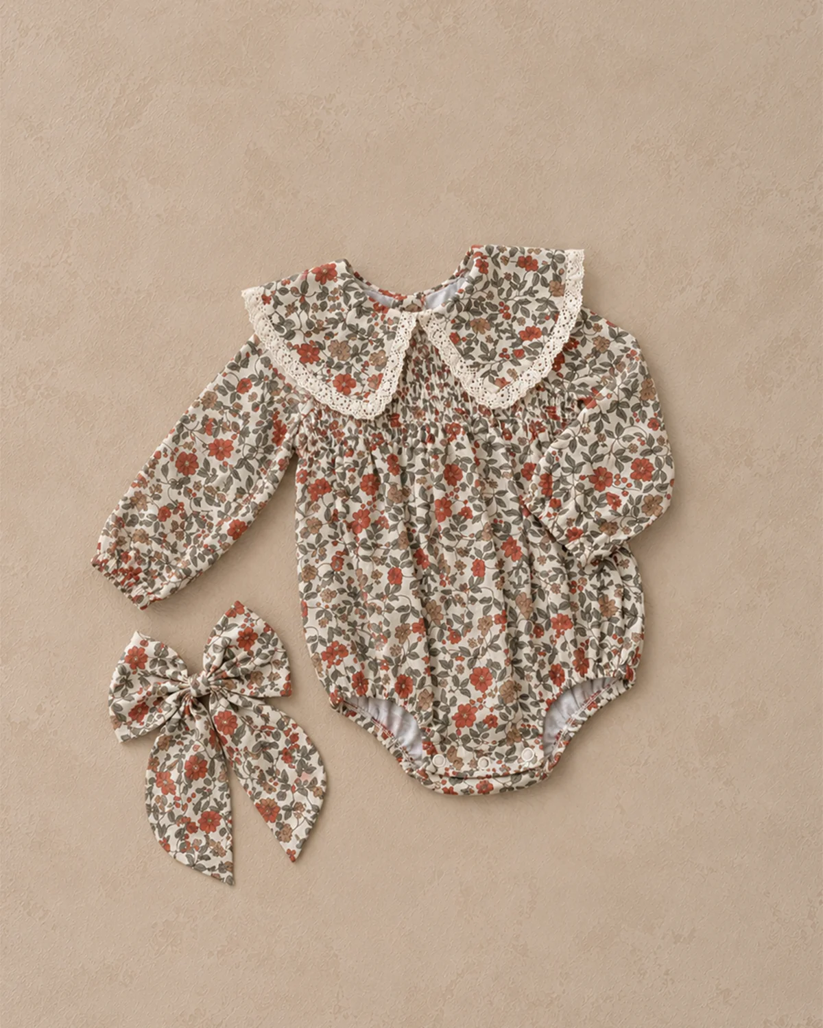Oversized Bow-Holiday Floral