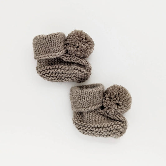 Huggalugs- Garter Stitch Booties