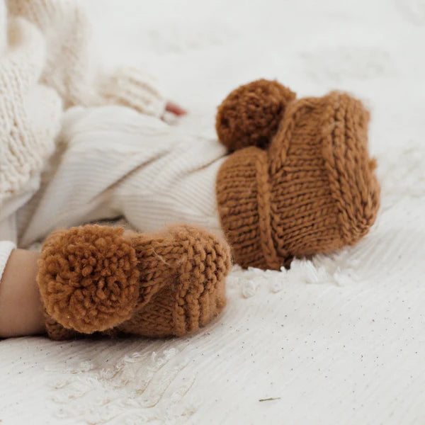 Huggalugs- Garter Stitch Booties