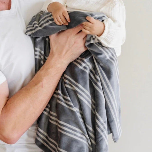 Saranoni-Minky Stretch Receiving Blanket